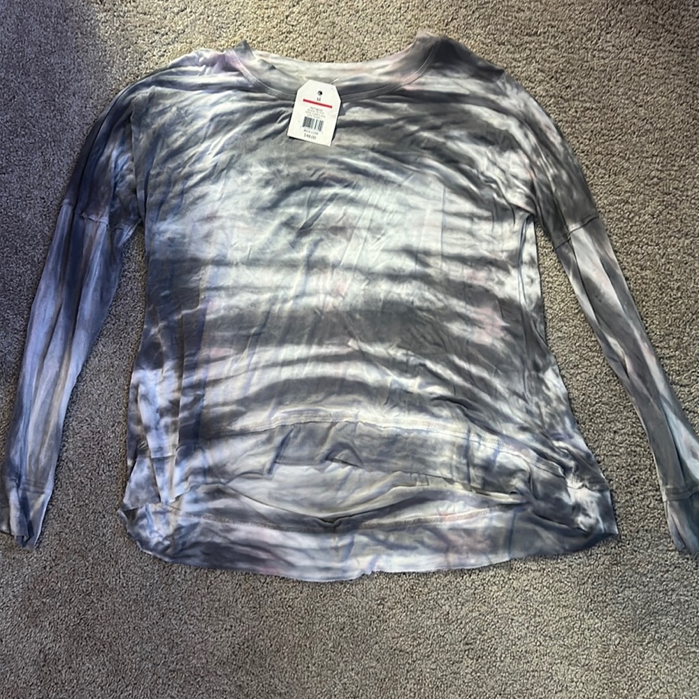SUPER CUTE Belk Tie Die Long Sleeve